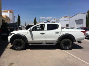 homologación mitsubishi l200. Lateral vehiculo